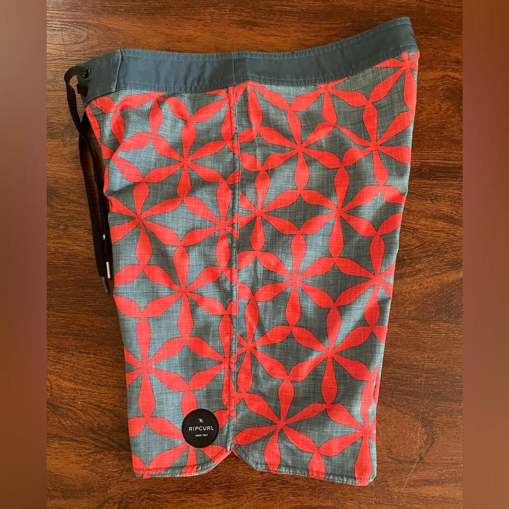 Rip Curl Board Shorts - image 3